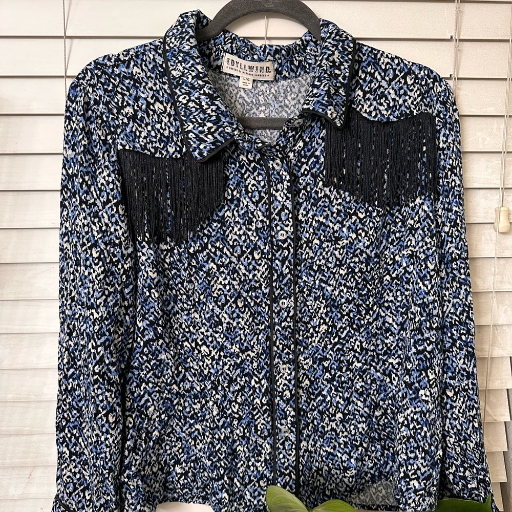 Idyllwind Black and White Notched Collar Button Down Shirt